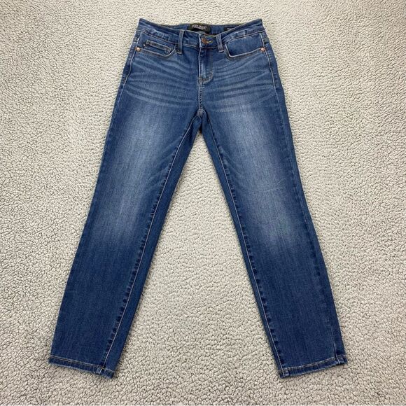 Judy Blue Women’s Relaxed Fit Mid Rise Stretch Cropped Jeans  -  Size:  28 - Picture 1 of 14